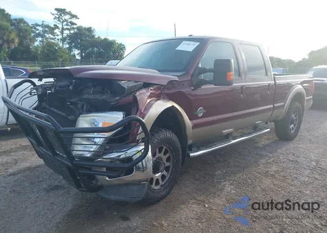 2013 Ford F-250 Lariat z USA, uszkodzony, nr VIN 1FT7W2BT1DEA17981